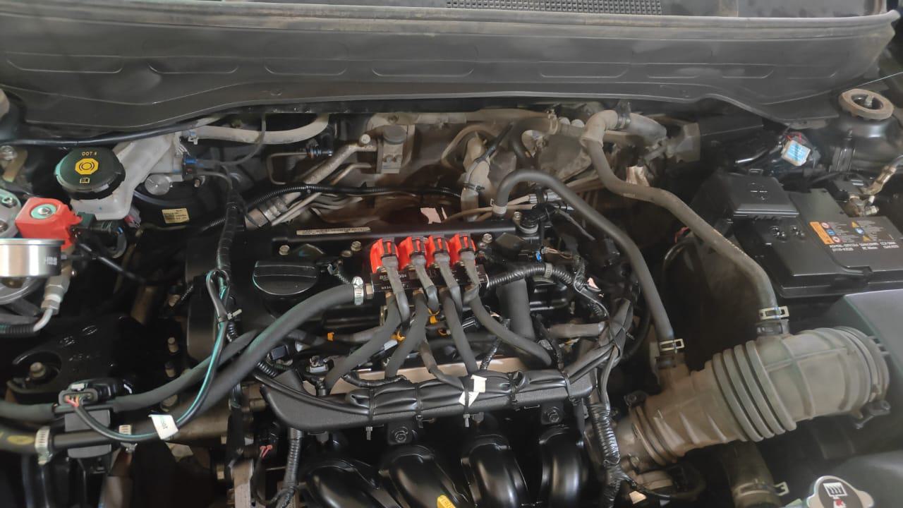 hyundai_venue_brake_fluid_check