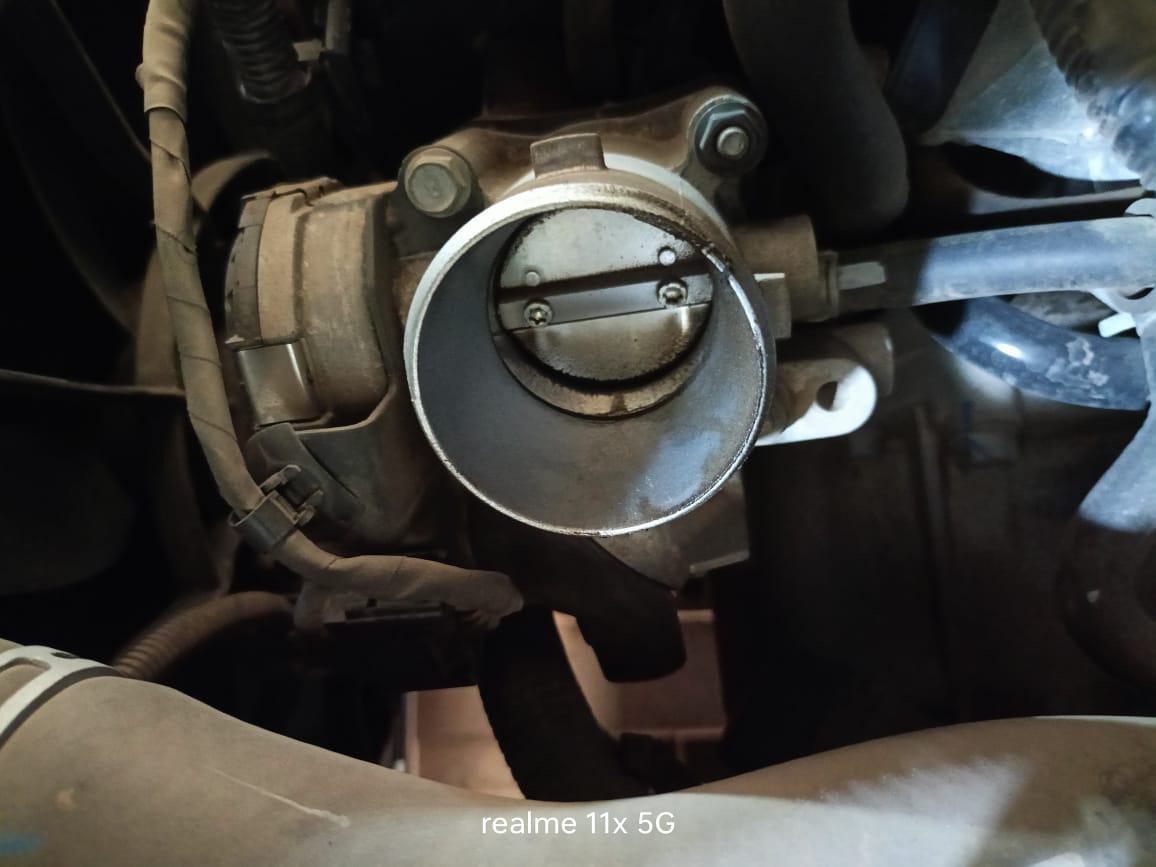 hyundai_venue_engine_oil_change