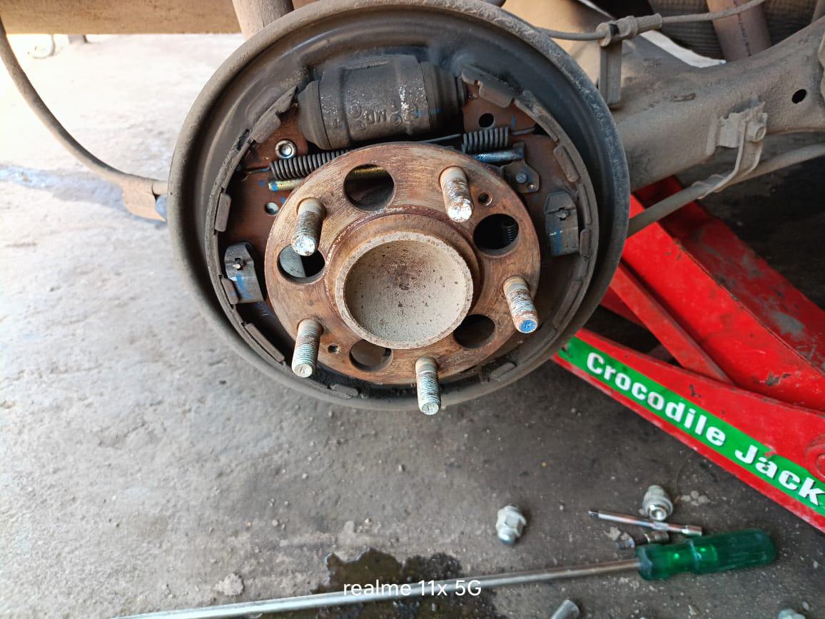 hyundai_venue_service_before_after