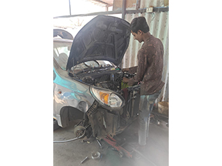Maruti-Suzuki-Ertiga_maarigadi-car-service-center